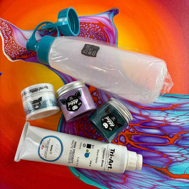 <h2>Gift With Purchase</h2><p><strong>Spend £100-£199.99 </strong></p><h2></h2>